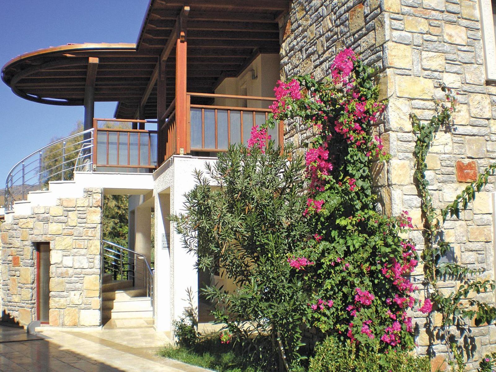 Villanaz Apart Hotel Bitez Exterior photo